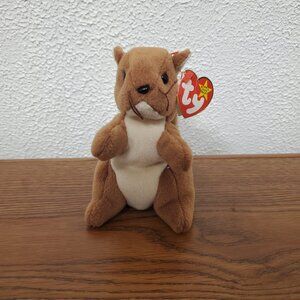 Plush Ty Beanie Babies Squirrel - "Nuts" Stuffed Animal - DOB 1/21/96 - 6 inch